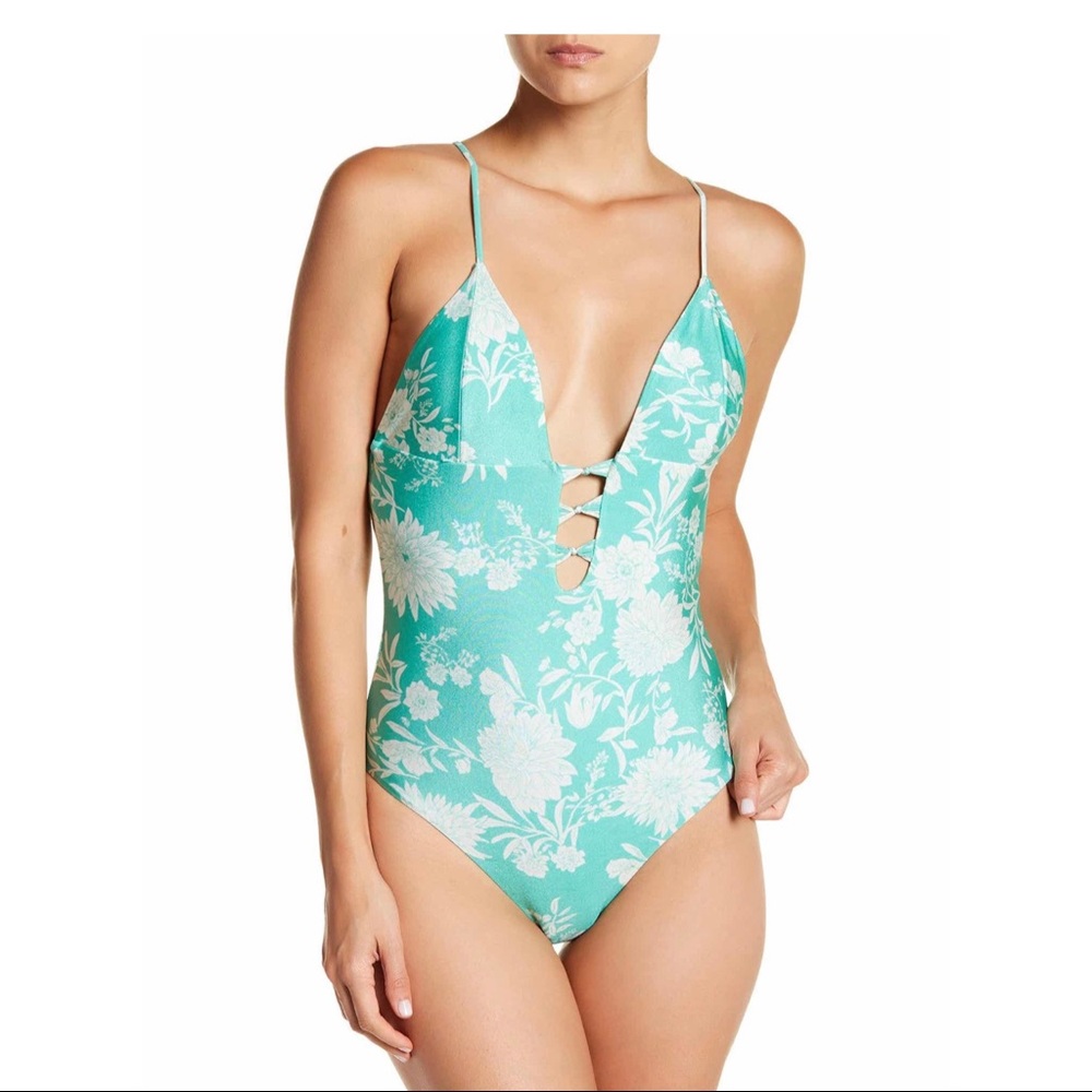 Amuse Society one piece